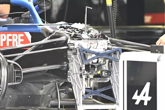 Detalle del Alpine A521