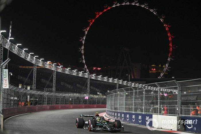 Lewis Hamilton, Mercedes F1 W14