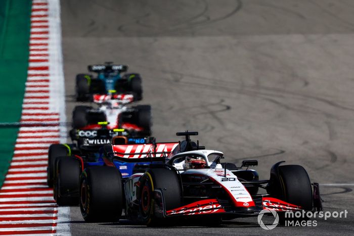 Kevin Magnussen, Haas VF-23, Logan Sargeant, Williams FW45, Fernando Alonso, Aston Martin AMR23.