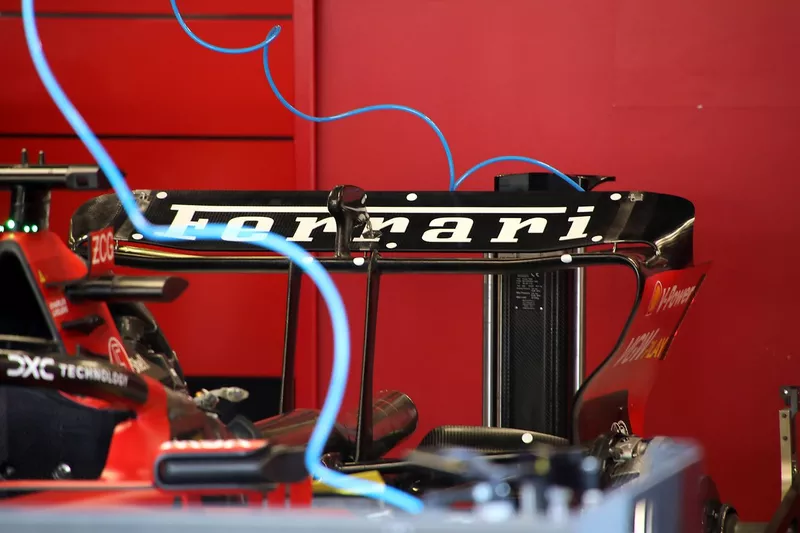 Alerón trasero Ferrari SF-23