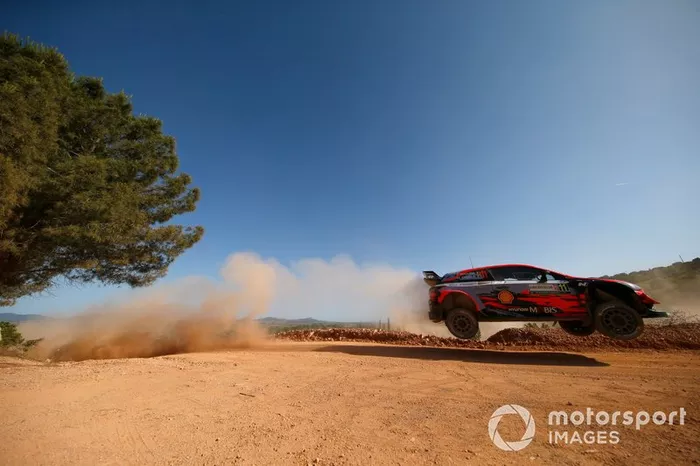 Thierry Neuville, Nicolas Gilsoul, Hyundai Motorsport Hyundai i20 Coupe WRC