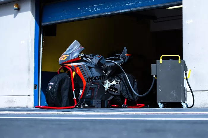 Ducati MotoE V21L