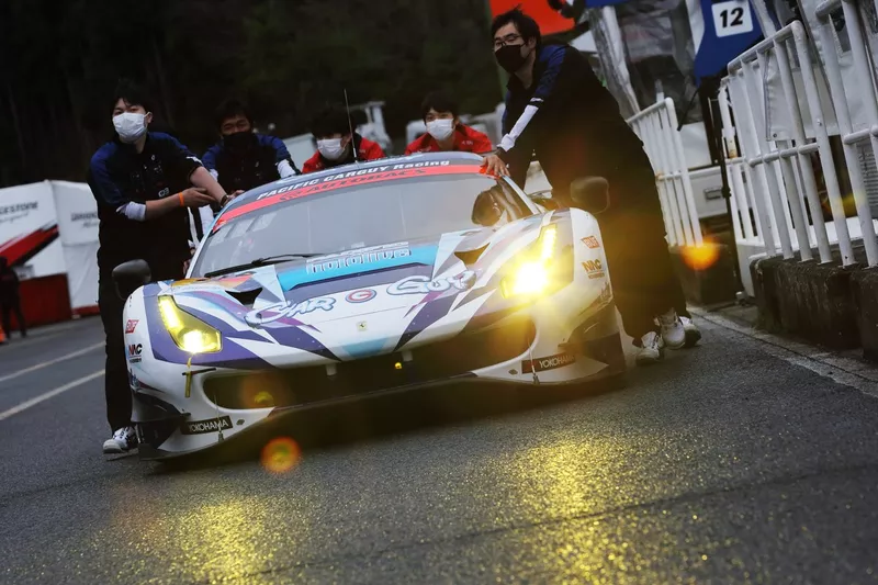 #9 PACIFIC hololive NAC Ferrari