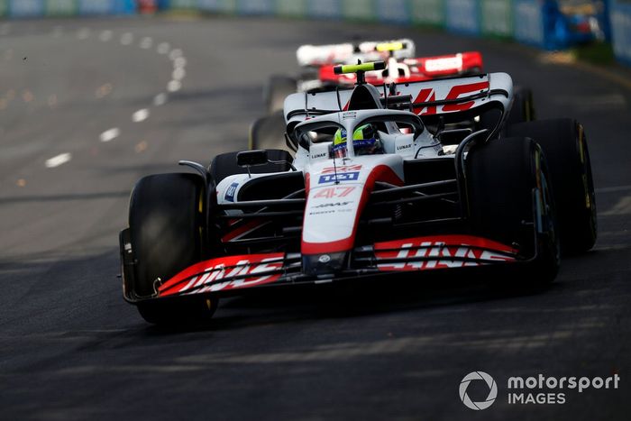 Mick Schumacher, Haas VF-22