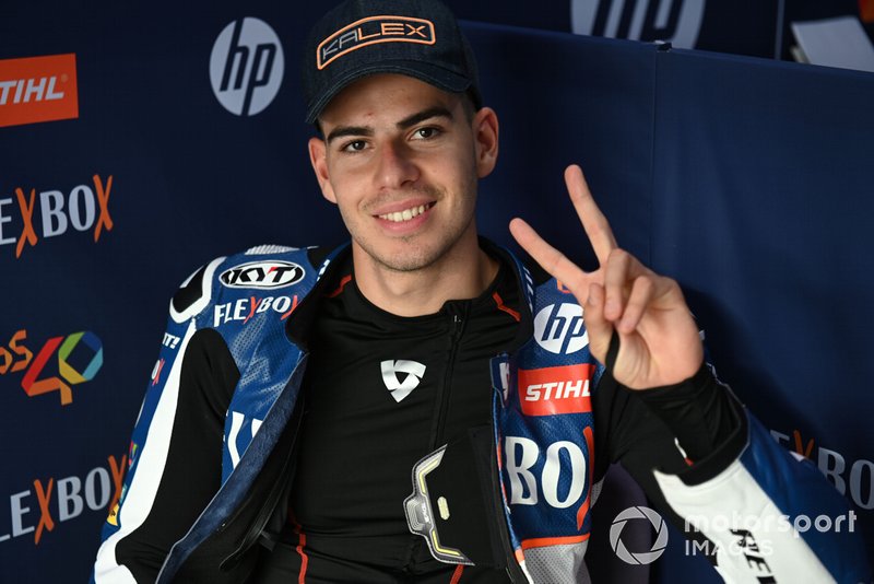Augusto Augusto Fernandez, Pons HP40