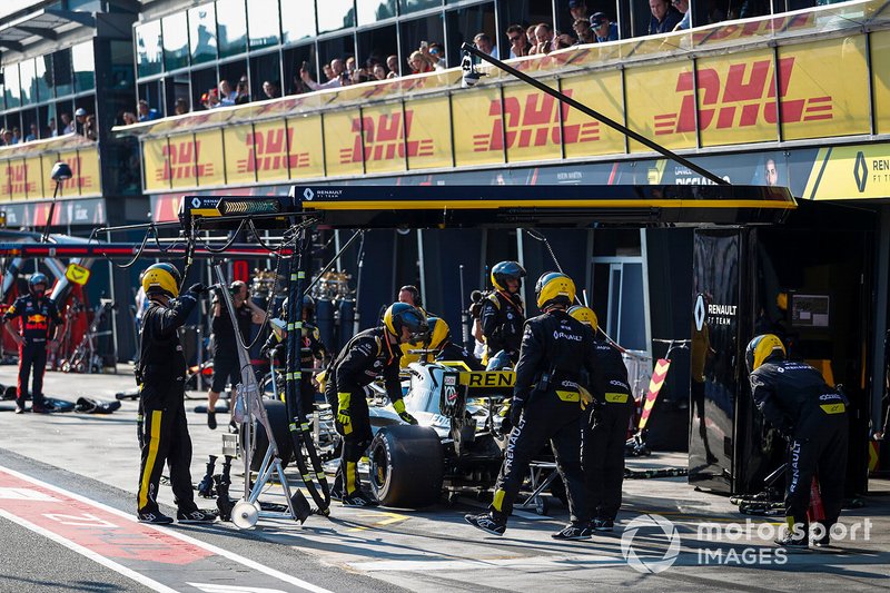 Daniel Ricciardo, Renault F1 Team R.S.19