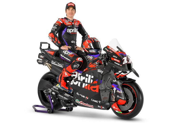 Maverick Viñales, Aprilia Racing