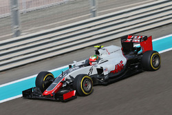 Естебан Гутьєррес, Haas F1 Team VF-16