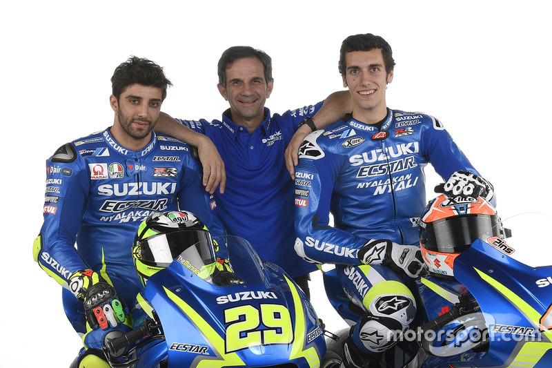 Andrea Iannone, Alex Rins and Davide Brivio, Team Manager, Team Suzuki Ecstar MotoGP