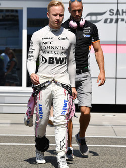 Микита Мазепин, Force India, та Даніель Шльоззер, тренер Force India