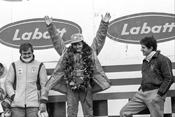 Podium: race winner Gilles Villeneuve, Ferrari, second place Jody Scheckter, Wolf, third place Carlos Reutemann, Ferrari