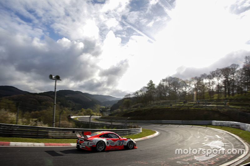 #12 Manthey Racing, Porsche 911 GT3 R: Otto Klohs, Mathieu Jaminet, Matteo Cairoli