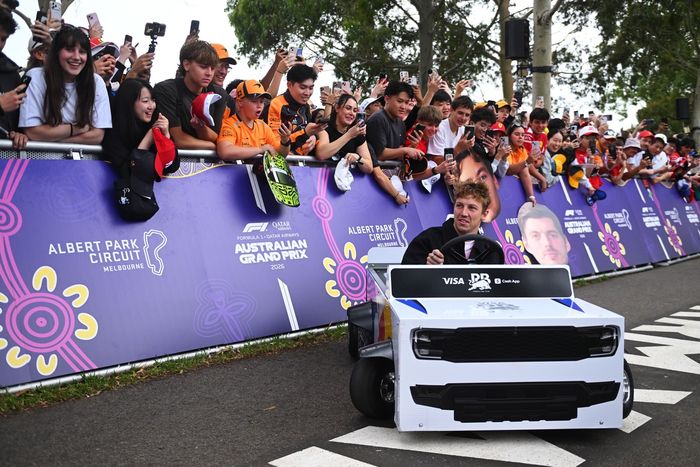 Liam Lawson, Toros de Carreras