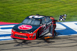 Ganador de la carrera Austin Dillon, Richard Childress Racing Chevrolet