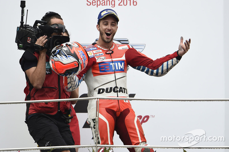 Podio: ganador de la carrera Andrea Dovizioso, Ducati Team