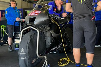Yamaha YZR-M1 dirancang oleh Alex Rins, Tim Balap Pabrik Yamaha 
