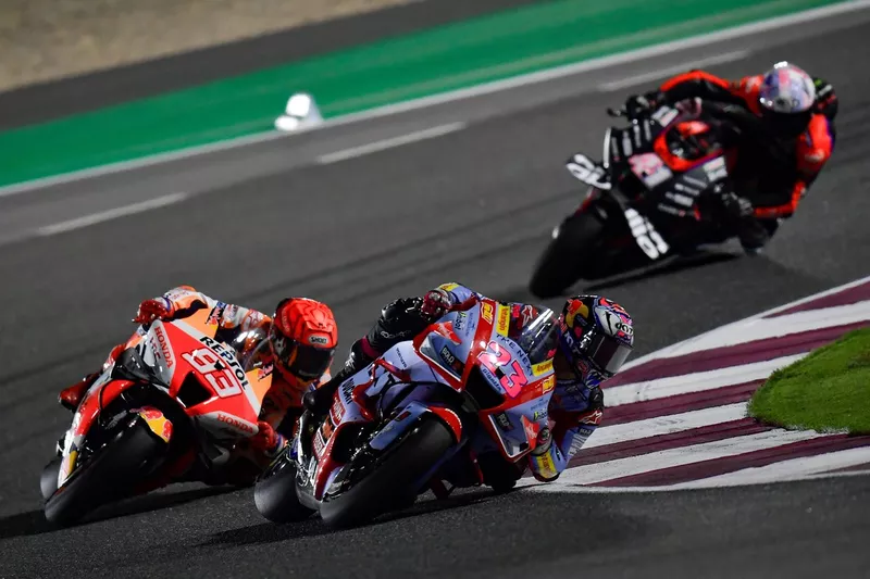 Enea Bastianini, Gresini Racing MotoGP, Marc Marquez, Repsol Honda Team