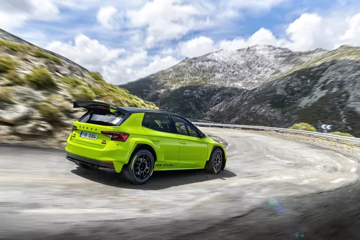 SKODA FABIA RS Rally2