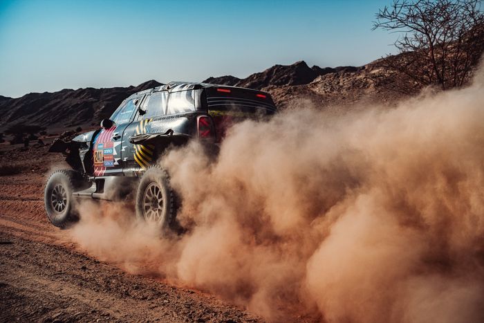 #241 X-Raid Mini JCW Team Mini: Vladas Jurkevicius, Aisvydas Paliukenas