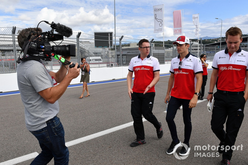 Charles Leclerc, Sauber walks the track