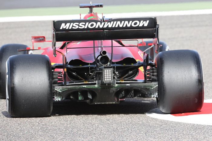 Detalle de la parte trasera del Ferrari SF21