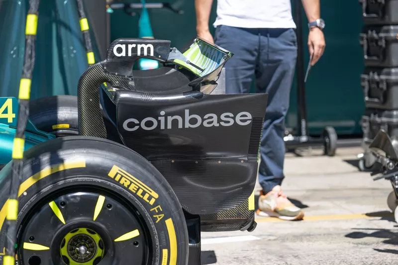 Aston Martin AMR25 technical detail