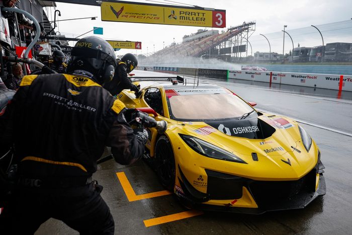 #3 Corvette Racing by Pratt Miller Motorsports Corvette Z06 GT3.R: Antonio Garcia, Alexander Sims