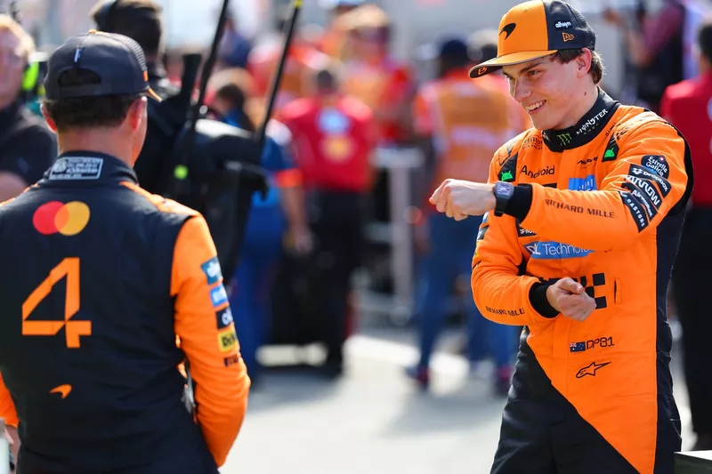 Lando Norris, McLaren, Oscar Piastri