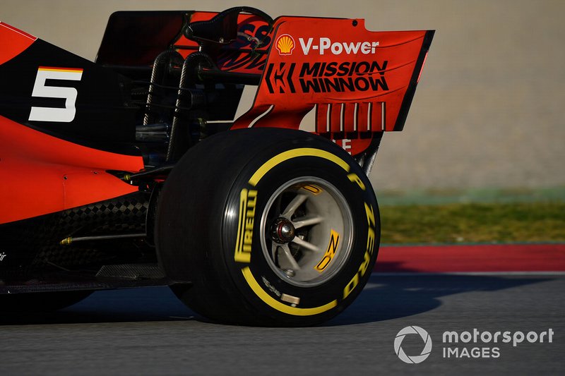Ferrari SF90