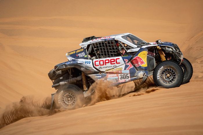 #305 EKS - South Racing: Francisco Lopez Contardo, Juan Pablo Latrach Vinagre