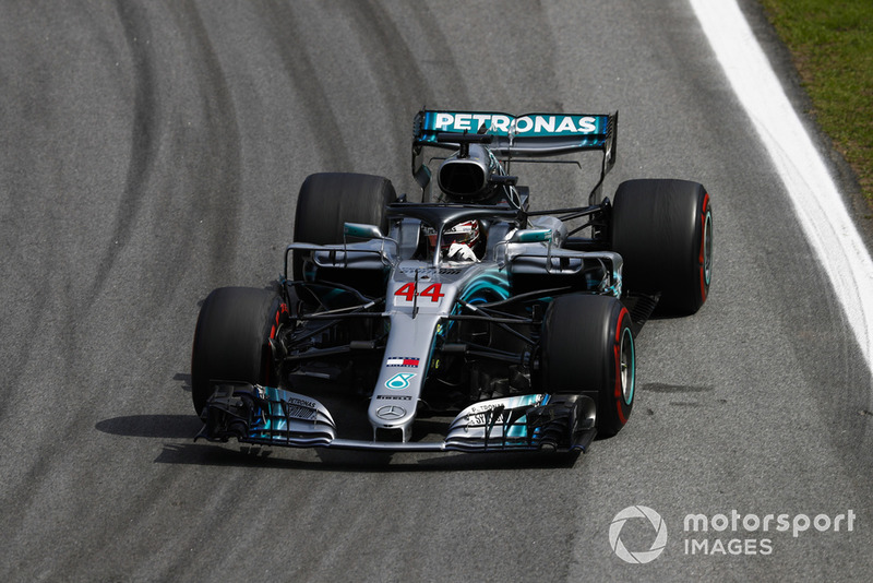 Hamilton y Mercedes celebran el título de escuderías
