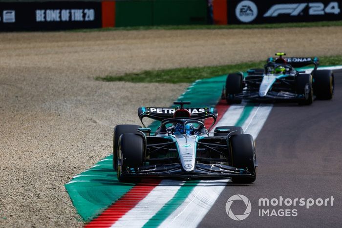 George Russell, Mercedes F1 W15, Lewis Hamilton, Mercedes F1 W15