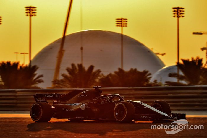 Fernando Alonso, Renault F1 Team R.S.18