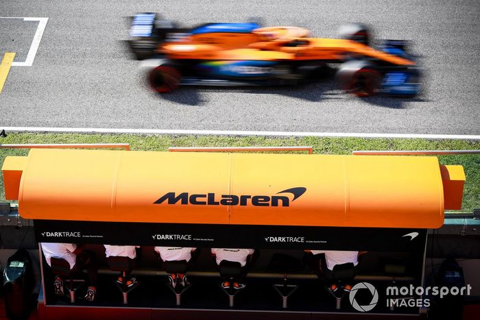 Carlos Sainz Jr., McLaren MCL35