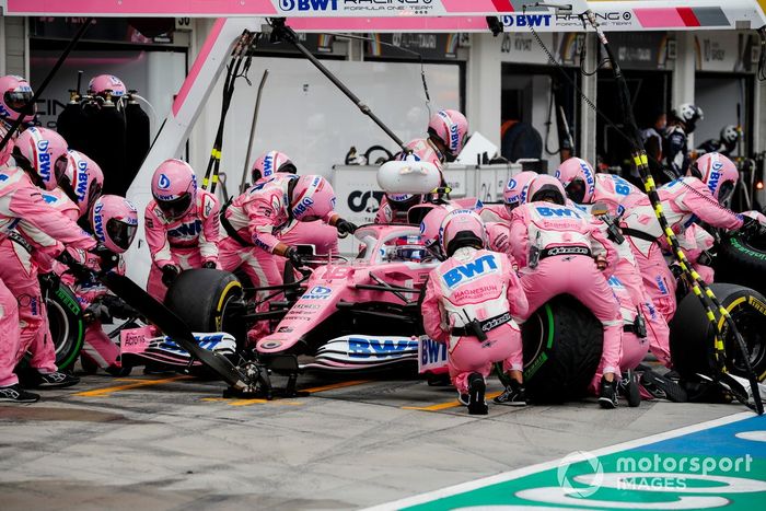 Lance Stroll, Racing Point RP20, pit stop