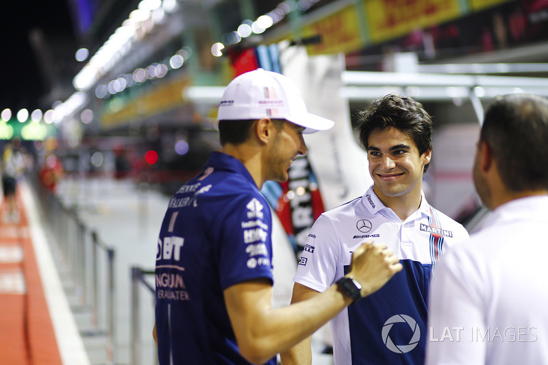 Esteban Ocon, Force India, in conversation, Lance Stroll, Williams