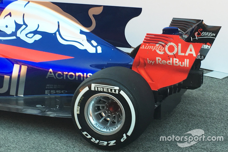 Toro Rosso STR12, detalle trasero