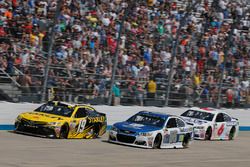 Dale Earnhardt Jr., Hendrick Motorsports Chevrolet Daniel Suárez, Joe Gibbs Racing Toyota