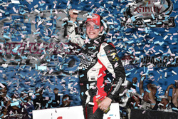 Race winner Alex Bowman, Chip Ganassi Racing Chevrolet