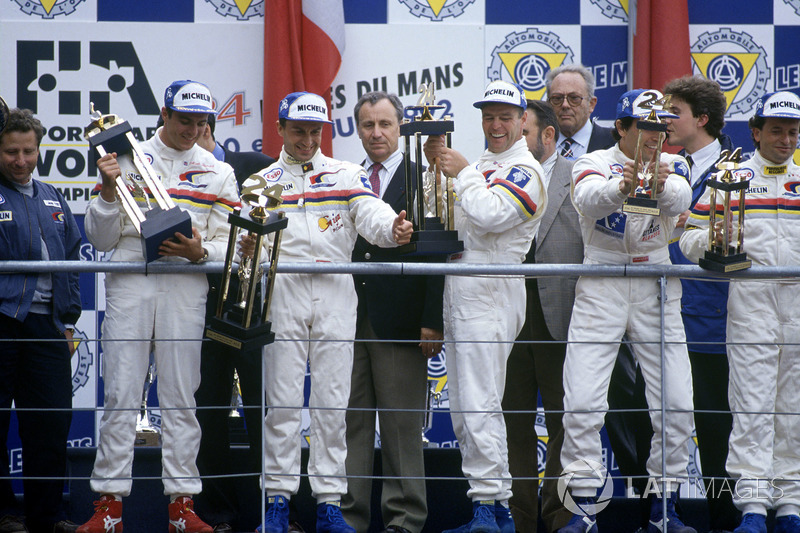 Podyum: Mark Blundell, Derek Warwick, Yannick Dalmas, Peugeot 905 Evo 1