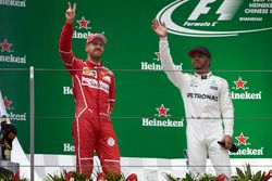 Podio: Sebastian Vettel, Ferrari,y Lewis Hamilton, Mercedes AMG