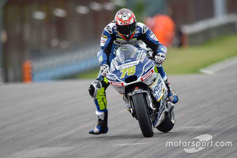 Loris Baz, 15 kali kecelakaan