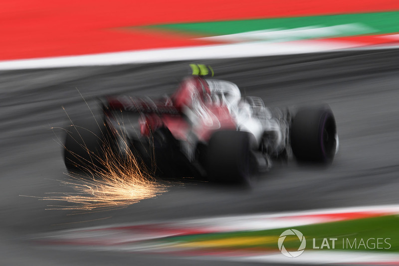 17*. Шарль Леклер, Sauber C37