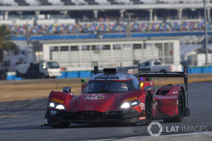 #77 Mazda Team Joest Mazda DPi, P: Oliver Jarvis, Tristan Nunez, René Rast