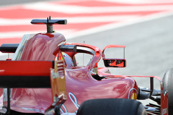 Sebastian Vettel, Ferrari SF71H, con gli specchietti sull'halo