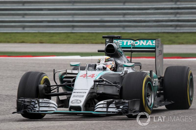 2015: Mercedes F1 W06 Hybrid (16 побед, титул в КК)