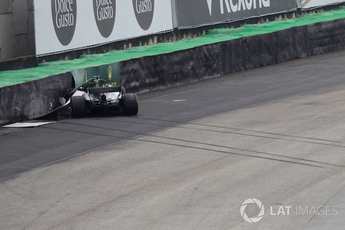 Coche chocado de Lewis Hamilton, Mercedes-Benz F1 W08