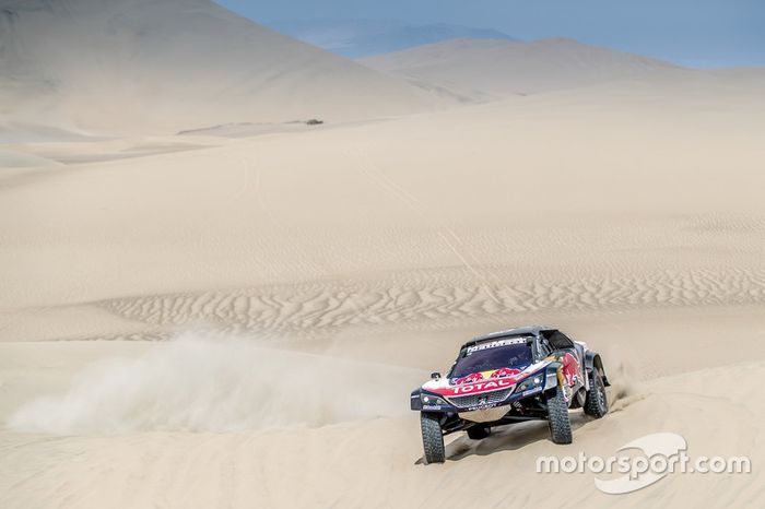 #303 Peugeot Sport Peugeot 3008 DKR: Carlos Sainz, Lucas Cruz