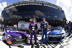 Polesitter Alex Bowman, Hendrick Motorsports, Nationwide Chevrolet Camaro, second place Denny Hamlin, Joe Gibbs Racing, FedEx Express Toyota Camry