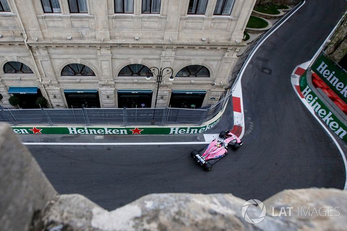 Esteban Ocon ficou logo atrás de Alonso, em sétimo